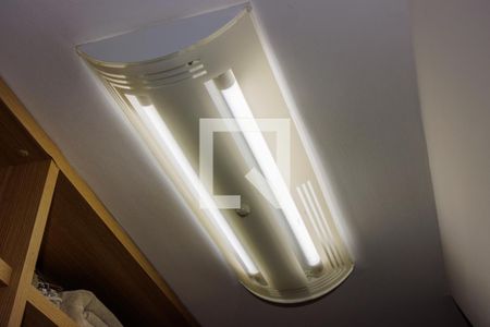 Casa à venda com 1200m², 6 quartos e 7 vagas Casa à venda com 1200m², 6 quartos e 7 vagasCloset da Suíte 1