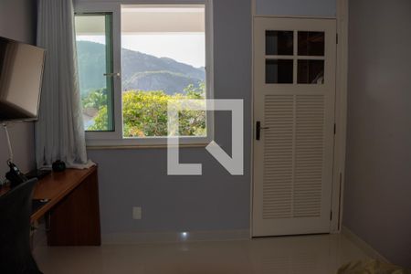 Casa à venda com 1200m², 6 quartos e 7 vagas Casa à venda com 1200m², 6 quartos e 7 vagasSuite 4