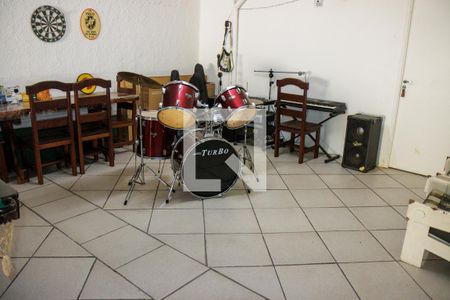 Casa à venda com 1200m², 6 quartos e 7 vagas Casa à venda com 1200m², 6 quartos e 7 vagasSalão de jogos