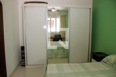 Casa à venda com 1200m², 6 quartos e 7 vagas Casa à venda com 1200m², 6 quartos e 7 vagasSuite 5