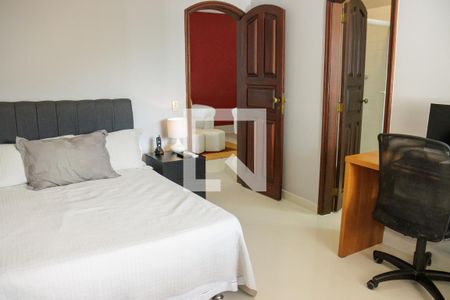 Casa à venda com 1200m², 6 quartos e 7 vagas Casa à venda com 1200m², 6 quartos e 7 vagasSuite 4