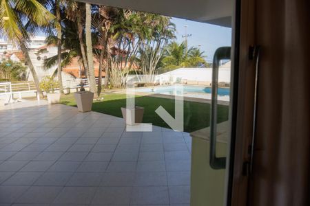 Casa à venda com 1200m², 6 quartos e 7 vagas Casa à venda com 1200m², 6 quartos e 7 vagasSala