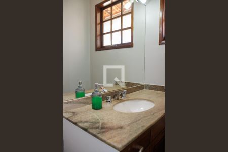 Casa à venda com 1200m², 6 quartos e 7 vagas Casa à venda com 1200m², 6 quartos e 7 vagasBanheiro da Suíte 4