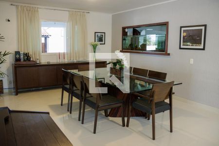 Sala de casa à venda com 6 quartos, 1200m² em Piratininga, Niterói