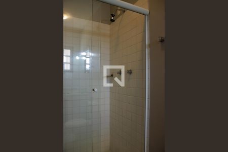 Casa à venda com 1200m², 6 quartos e 7 vagas Casa à venda com 1200m², 6 quartos e 7 vagasBanheiro da Suíte 4