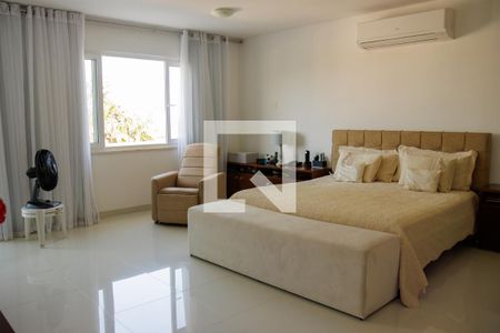 Casa à venda com 1200m², 6 quartos e 7 vagas Casa à venda com 1200m², 6 quartos e 7 vagasSuite 1