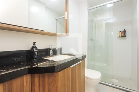 Banheiro suite de apartamento para alugar com 1 quarto, 41m² em Auxiliadora, Porto Alegre