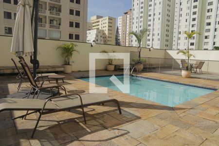 Apartamento para alugar com 110m², 2 quartos e 2 vagasÁrea comum Piscina
