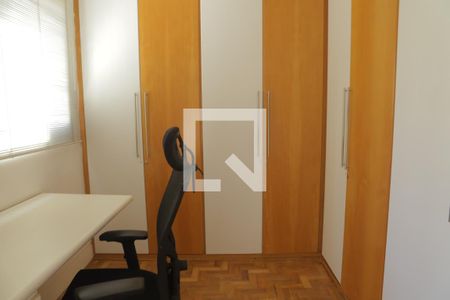 Apartamento para alugar com 110m², 2 quartos e 2 vagasCloset/Escritório da suíte