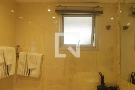 Apartamento para alugar com 110m², 2 quartos e 2 vagasBanheiro da Suíte