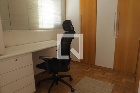 Apartamento para alugar com 110m², 2 quartos e 2 vagasCloset/Escritório da suíte