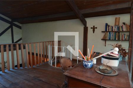 Casa de condomínio à venda com 318m², 4 quartos e sem vagaMezanino