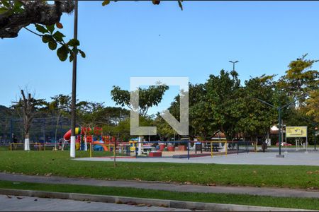 Casa de condomínio à venda com 318m², 4 quartos e sem vagaÁrea comum