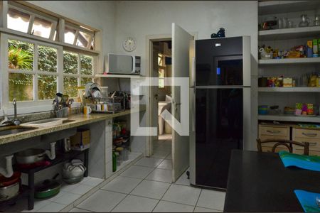 Casa de condomínio à venda com 318m², 4 quartos e sem vagaCozinha