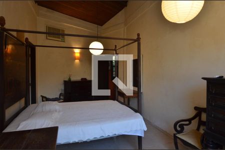 Casa de condomínio à venda com 318m², 4 quartos e sem vagaSuite 2