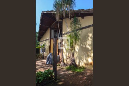 Casa de condomínio à venda com 318m², 4 quartos e sem vagaFachada