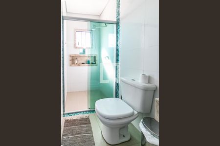 Casa à venda com 220m², 3 quartos e 2 vagasBanheiro da Suíte