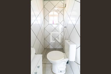 Casa à venda com 220m², 3 quartos e 2 vagasBanheiro 