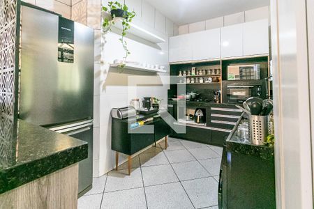 Casa à venda com 220m², 3 quartos e 2 vagasCozinha