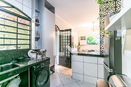 Casa à venda com 220m², 3 quartos e 2 vagasCozinha