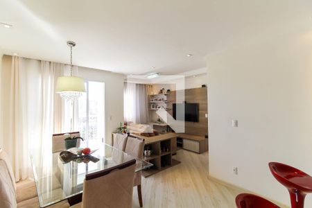 Apartamento à venda com 64m², 2 quartos e 1 vaga Apartamento à venda com 64m², 2 quartos e 1 vagaSala de Estar/Jantar