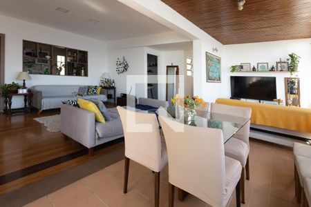 Sala de apartamento para alugar com 2 quartos, 160m² em Urca, Rio de Janeiro