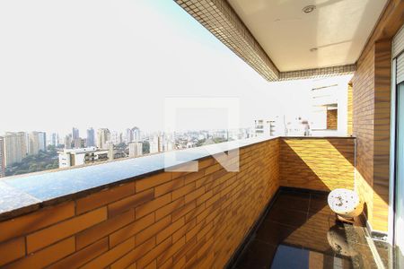 Apartamento à venda com 421m², 4 quartos e 6 vagas Apartamento à venda com 421m², 4 quartos e 6 vagasVaranda da Suíte 2