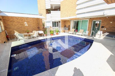 Apartamento à venda com 421m², 4 quartos e 6 vagas Apartamento à venda com 421m², 4 quartos e 6 vagasPiscina Cobertura
