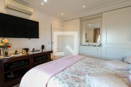 Apartamento à venda com 421m², 4 quartos e 6 vagas Apartamento à venda com 421m², 4 quartos e 6 vagasSuíte 2