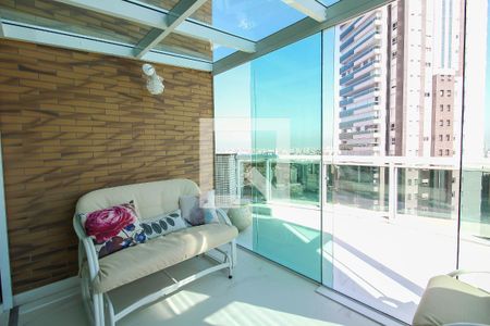 Apartamento à venda com 421m², 4 quartos e 6 vagas Apartamento à venda com 421m², 4 quartos e 6 vagasSacada da Sala