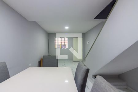 Sala de casa para alugar com 2 quartos, 108m² em Presidente Altino, Osasco