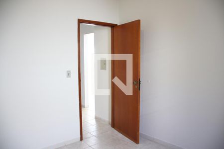 Quarto 1 de casa para alugar com 2 quartos, 60m² em Brasil, Uberlândia
