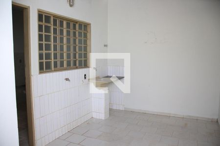 Casa para alugar com 60m², 2 quartos e 1 vagaÁrea de Serviço