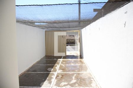 Casa para alugar com 60m², 2 quartos e 1 vagaÁrea de Serviço