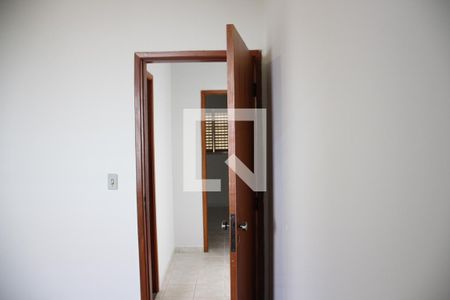 Quarto 1 de casa para alugar com 2 quartos, 60m² em Brasil, Uberlândia