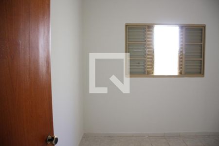 Quarto 1 de casa para alugar com 2 quartos, 60m² em Brasil, Uberlândia