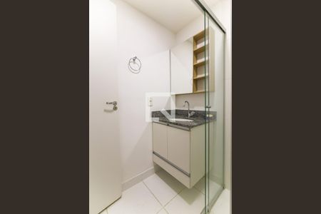 Apartamento à venda com 65m², 2 quartos e 1 vaga Apartamento à venda com 65m², 2 quartos e 1 vagaBanheiro Social