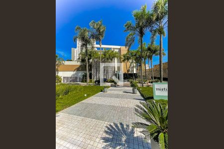 Apartamento à venda com 65m², 2 quartos e 1 vaga Apartamento à venda com 65m², 2 quartos e 1 vagaFachada