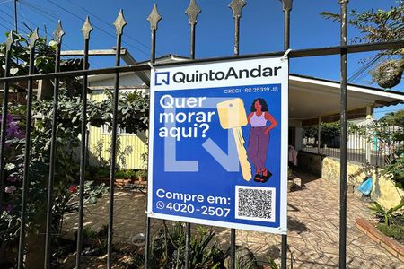 Casa à venda com 60m², 2 quartos e 2 vagasFachada