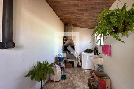 Casa à venda com 60m², 2 quartos e 2 vagasÁrea de Serviço