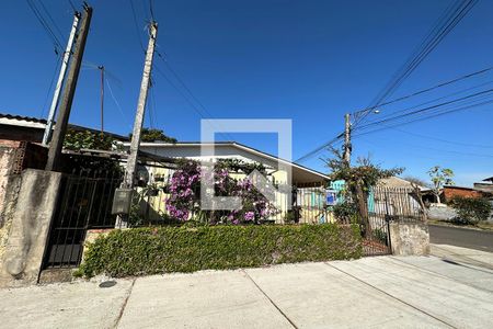 Casa à venda com 60m², 2 quartos e 2 vagasFachada