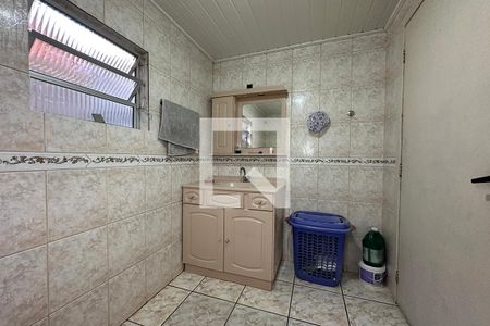 Casa à venda com 60m², 2 quartos e 2 vagasBanheiro