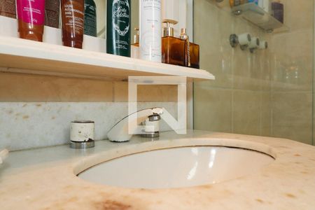 Apartamento à venda com 117m², 3 quartos e 2 vagasBanheiro da Suíte