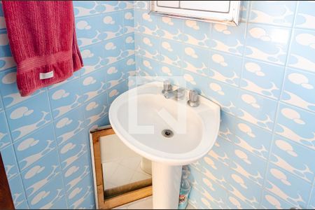 Casa à venda com 320m², 4 quartos e 3 vagasBanheiro da Suíte 2