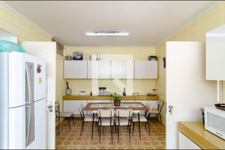 Casa à venda com 320m², 4 quartos e 3 vagasCozinha