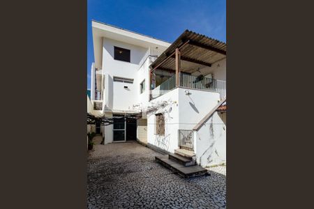 Casa à venda com 320m², 4 quartos e 3 vagasQuintal