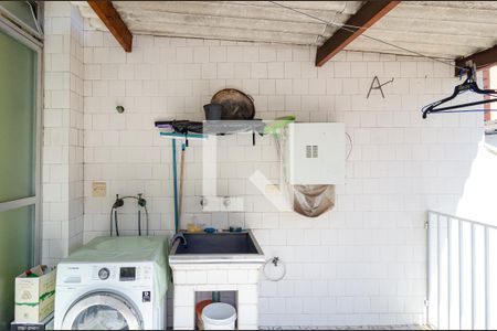 Casa à venda com 320m², 4 quartos e 3 vagasLavanderia