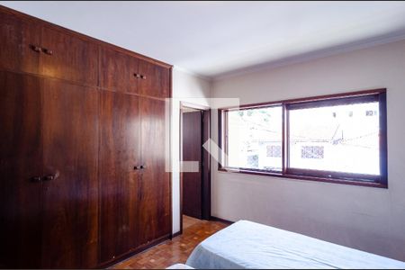 Casa à venda com 320m², 4 quartos e 3 vagasSuíte 1