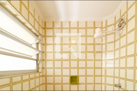 Casa à venda com 320m², 4 quartos e 3 vagasBanheiro de Serviço