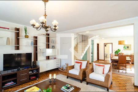 Sala de casa à venda com 4 quartos, 320m² em Vila Clementino, São Paulo